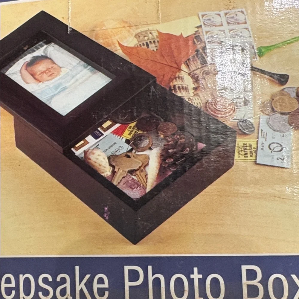 NWOT Keepsake Photo Box - Black Wood